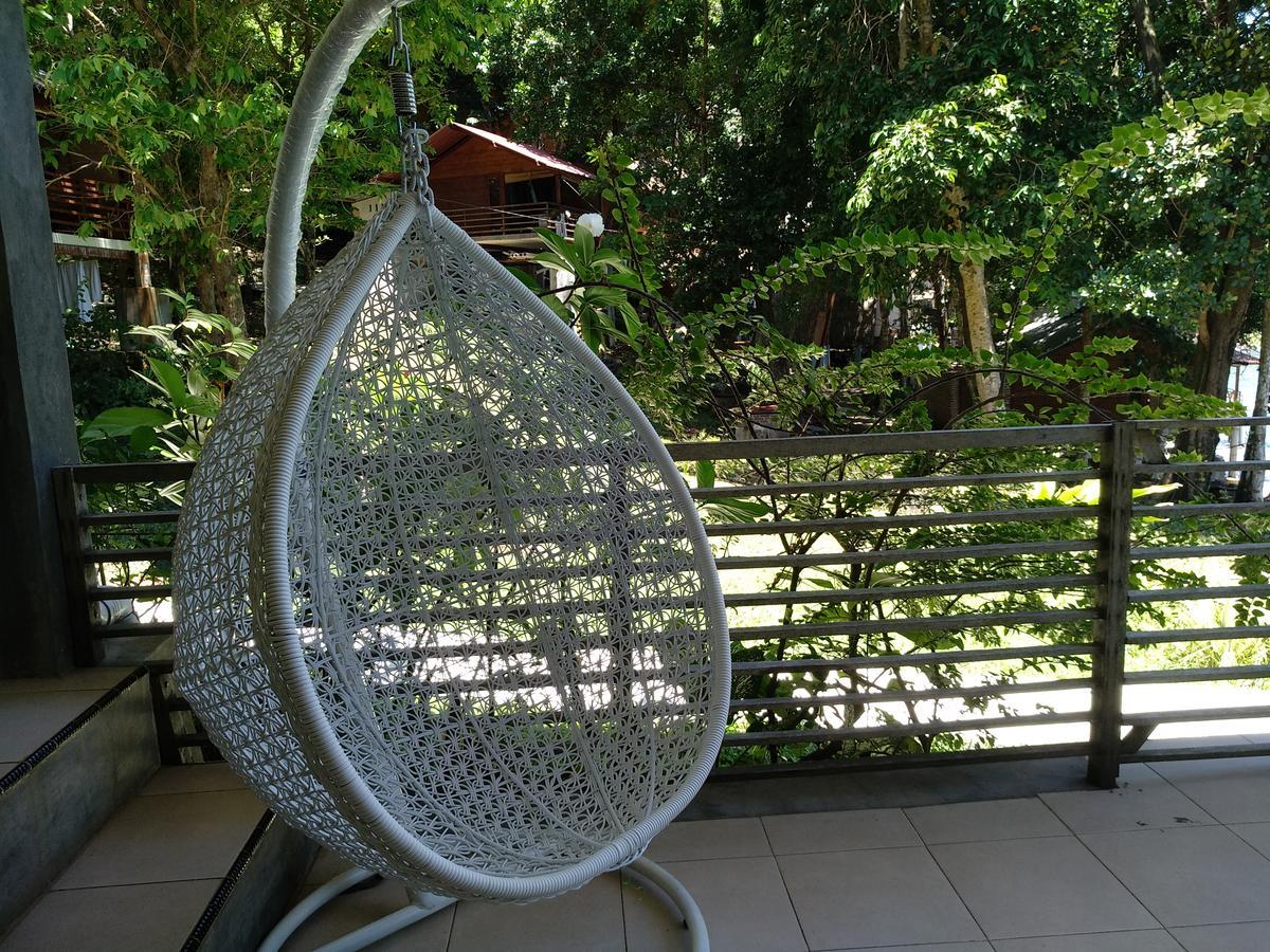 Homestay Pele's Place